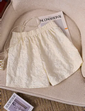 Pantaloni scurti SHEIN, crem