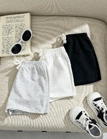 Set Pantaloni scurti 3 perechi Shein Kids, mix culori