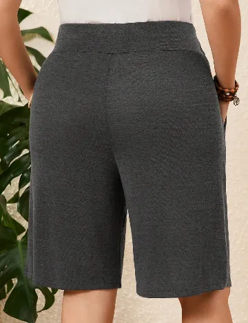 Set Pantaloni scurti 2 perechi SHEIN CURVE, mix culori