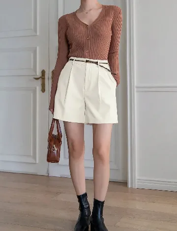 Pantaloni scurti SHEIN, crem