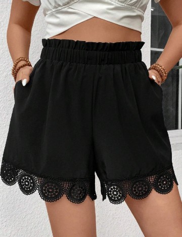 Pantaloni scurti SHEIN CURVE, negru