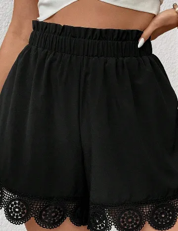 Pantaloni scurti SHEIN CURVE, negru