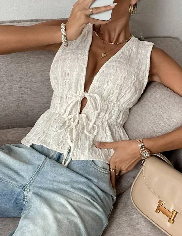 Top SHEIN, ecru