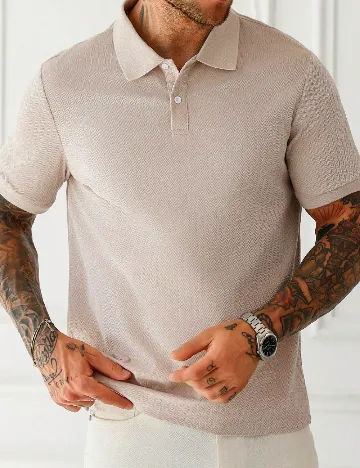 Tricou SHEIN, crem
