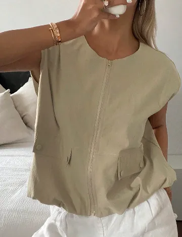Vesta Dazy, bej