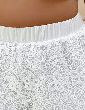Pantaloni scurti SHEIN CURVE, alb