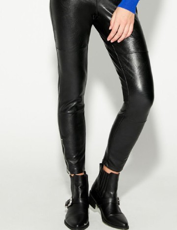 Pantaloni imitatie de piele Tezenis, negru