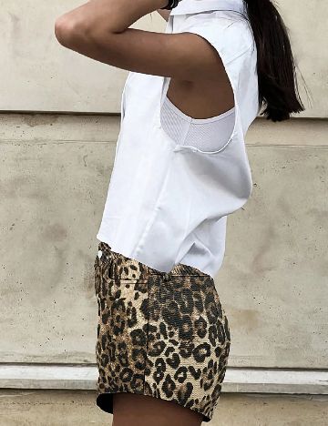 Pantaloni scurti SHEIN, animal print