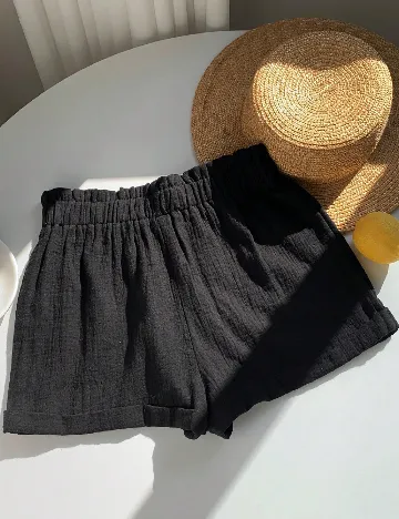 Pantaloni scurti SHEIN, negru