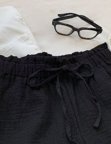 Pantaloni scurti SHEIN, negru