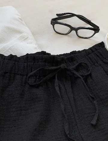 Pantaloni scurti SHEIN, negru