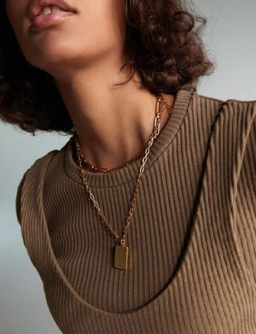 Top Zara, maro