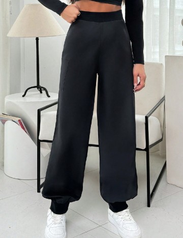Pantaloni SHEIN, negru