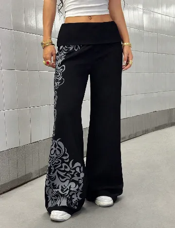 Pantaloni SHEIN, negru