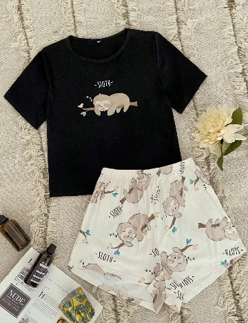 Pijama SHEIN, mix culori