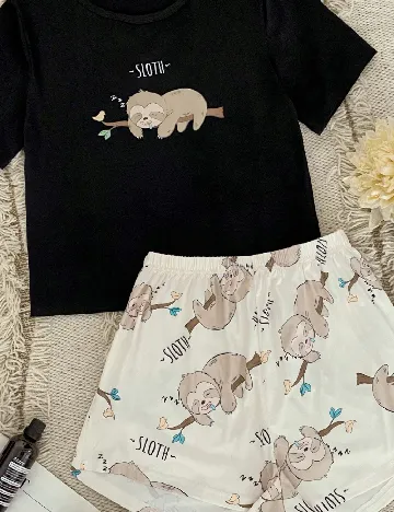 Pijama SHEIN, mix culori
