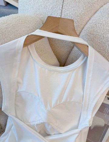 Top SHEIN, alb