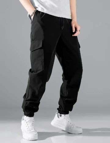 Pantaloni SHEIN, negru