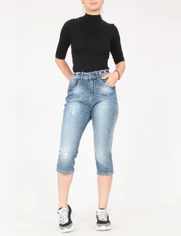 Pantaloni trei sferturi Bershka, albastru