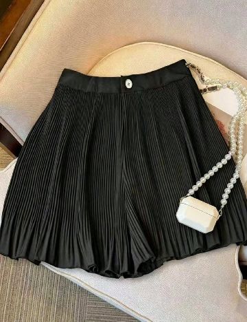 Pantaloni scurti SHEIN, negru