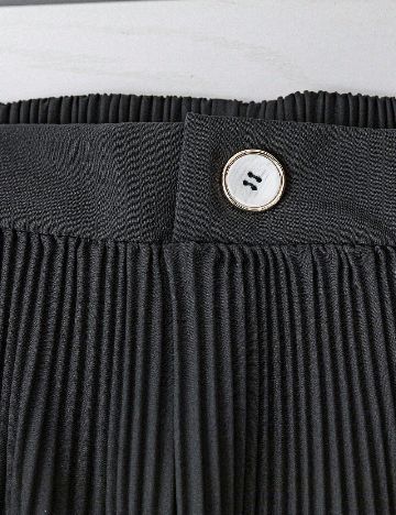 Pantaloni scurti SHEIN, negru