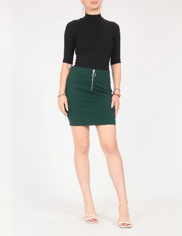 Fusta Bershka, verde