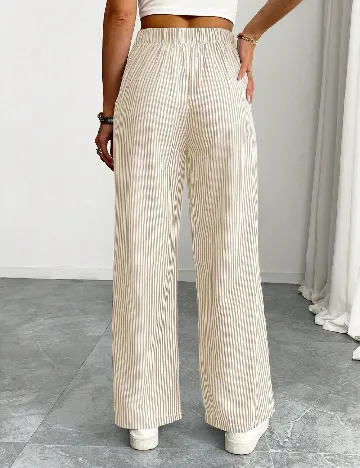 Pantaloni SHEIN, crem/alb