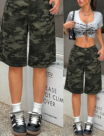 Pantaloni scurti SHEIN, mix culori