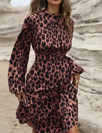 Rochie medie SHEIN, animal print
