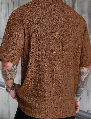 Tricou SHEIN, maro