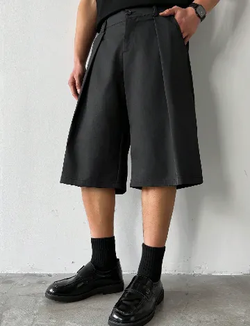 Pantaloni trei sferturi SHEIN, negru