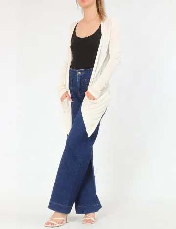 Blazer Bershka, crem