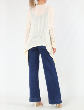 Blazer Bershka, crem