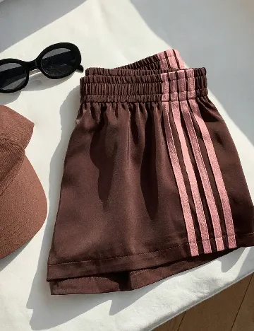 Pantaloni scurti SHEIN, maro