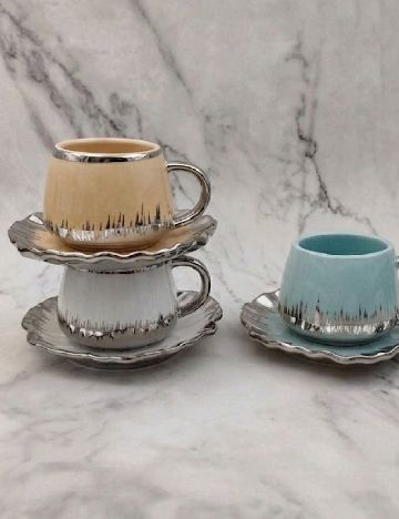 Set ceasca si farfurie SHEIN, alb