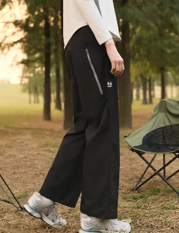 Pantaloni In My Nature, negru
