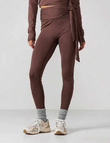 Colanti Missguided, maro