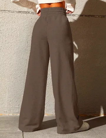 Pantaloni SHEIN, maro
