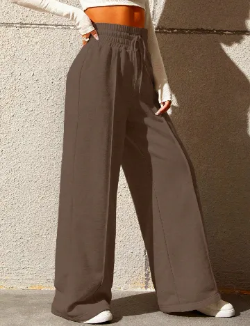 Pantaloni SHEIN, maro