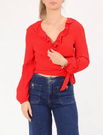 Top Bershka, rosu