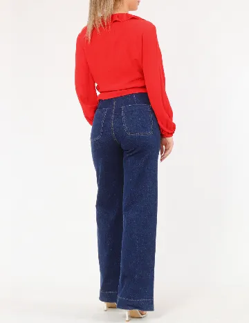 Top Bershka, rosu