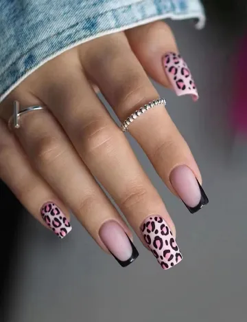 Set unghii false SHEIN, animal print