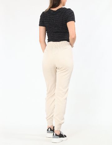 Pantaloni Bershka, bej