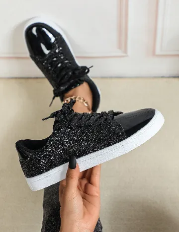 Adidasi SHEIN, negru