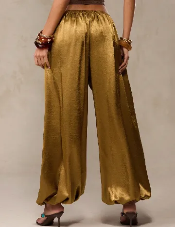 Pantaloni SHEIN, maro