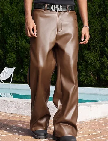 Pantaloni imitatie de piele SHEIN, maro