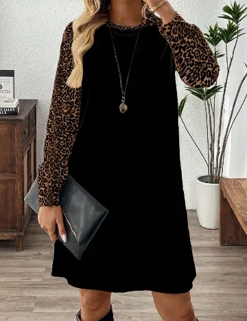 Rochie scurta Emery Rose, negru/animal print