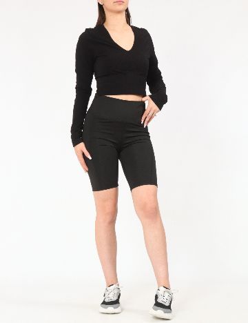 Top Top Shop, negru