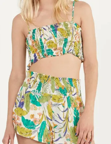 Top Bershka, mix culori