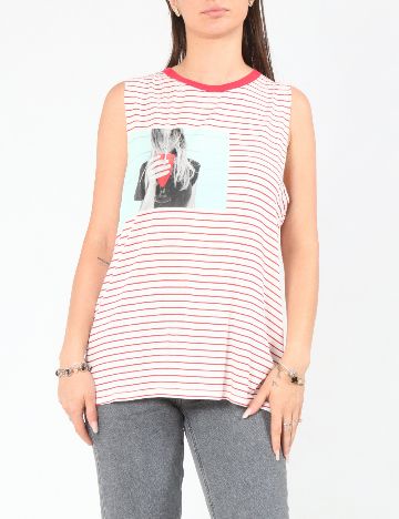 Maiou Pull&Bear, alb/rosu